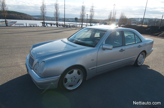 Mercedes-Benz E 55 AMG