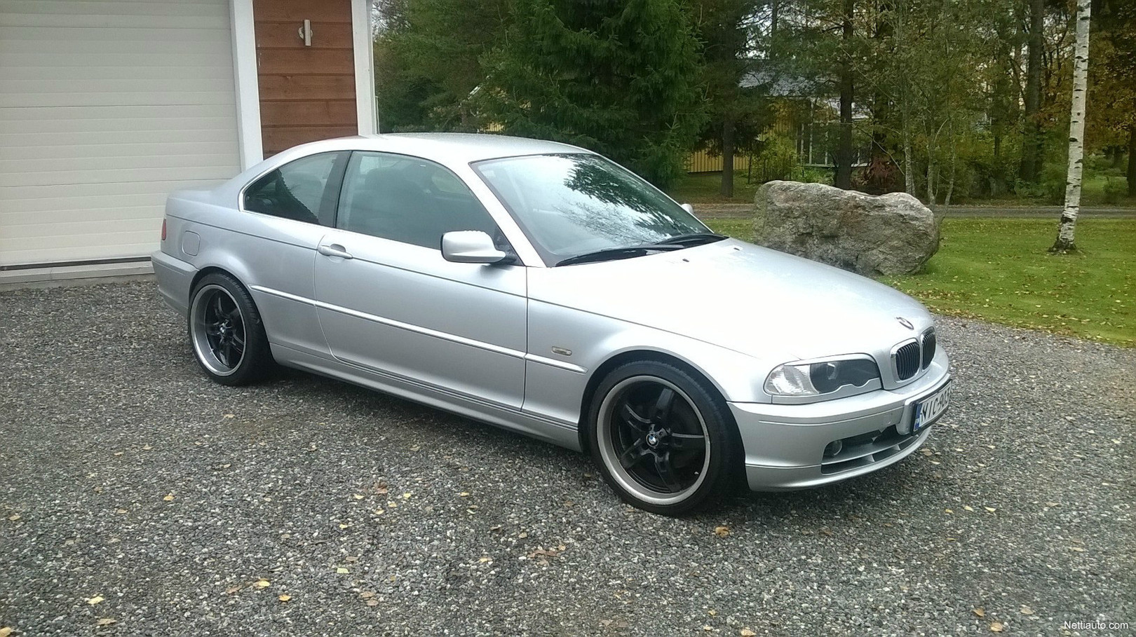 BMW 323
