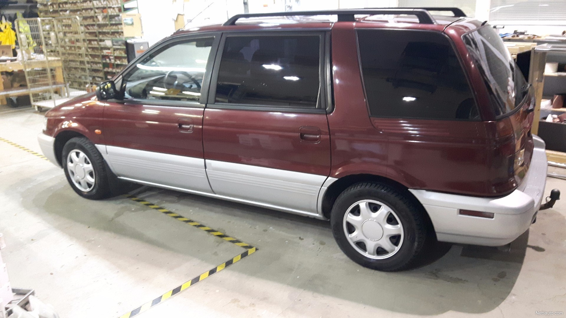 Mitsubishi Space Wagon