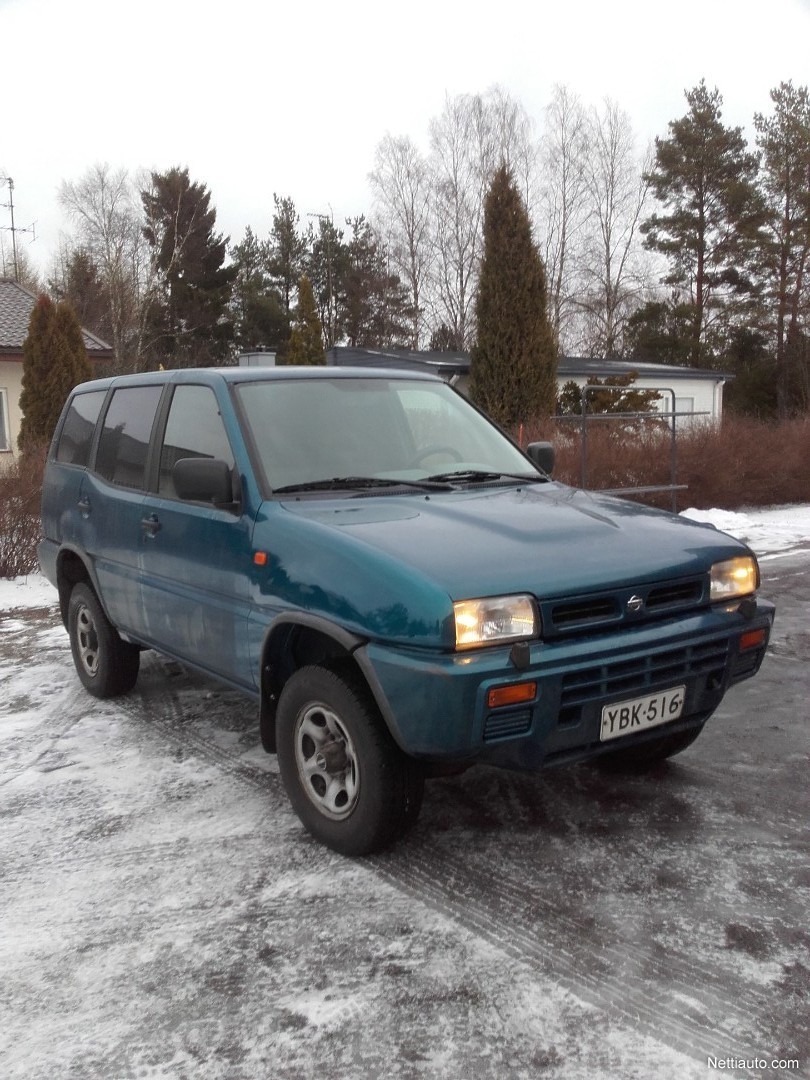 Nissan Terrano II