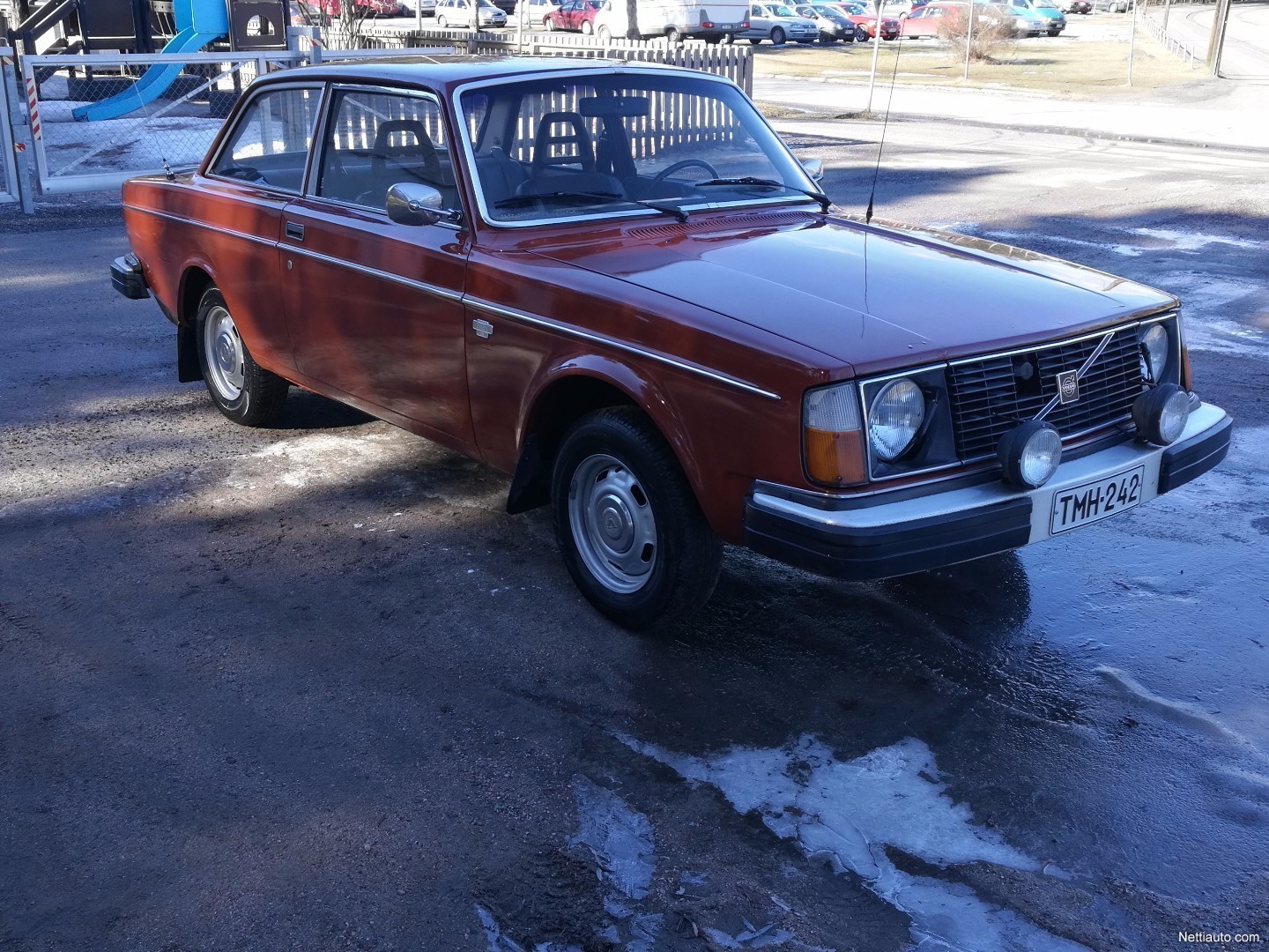 Volvo 242