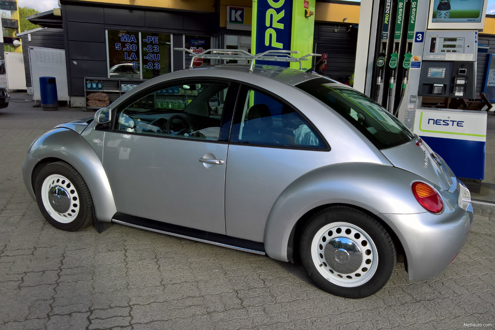 Volkswagen New Beetle