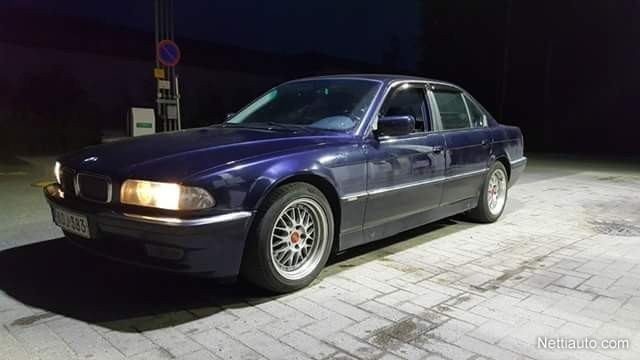 BMW 730