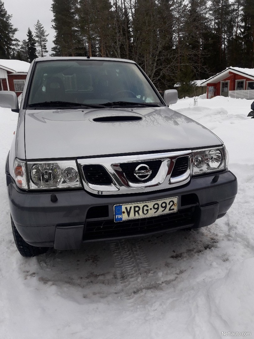 Nissan Terrano II
