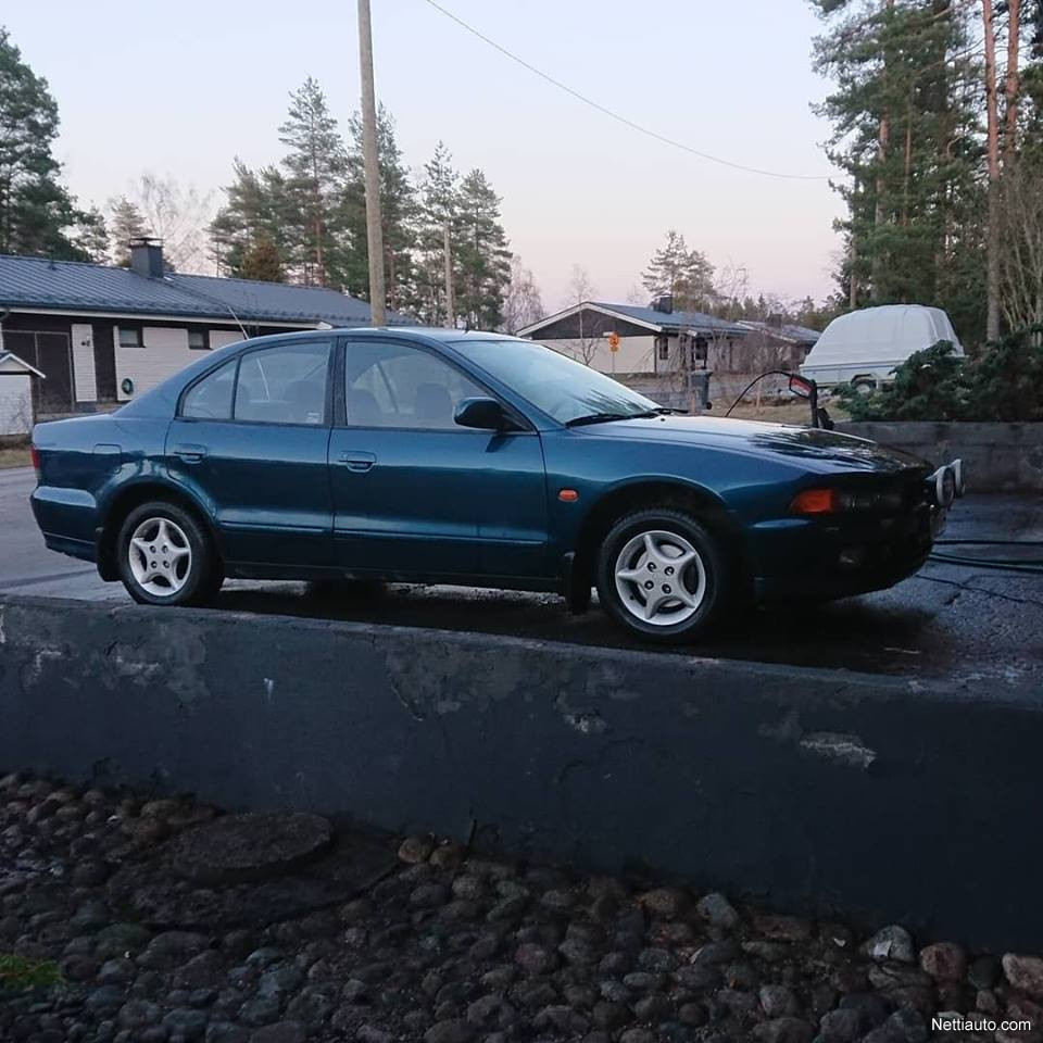 Mitsubishi Galant