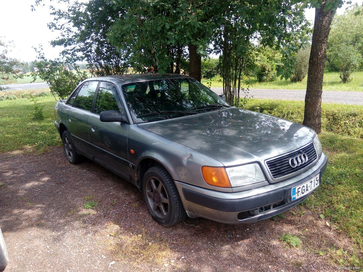 Audi 100