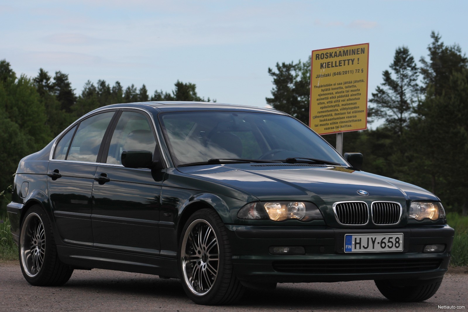 BMW 323