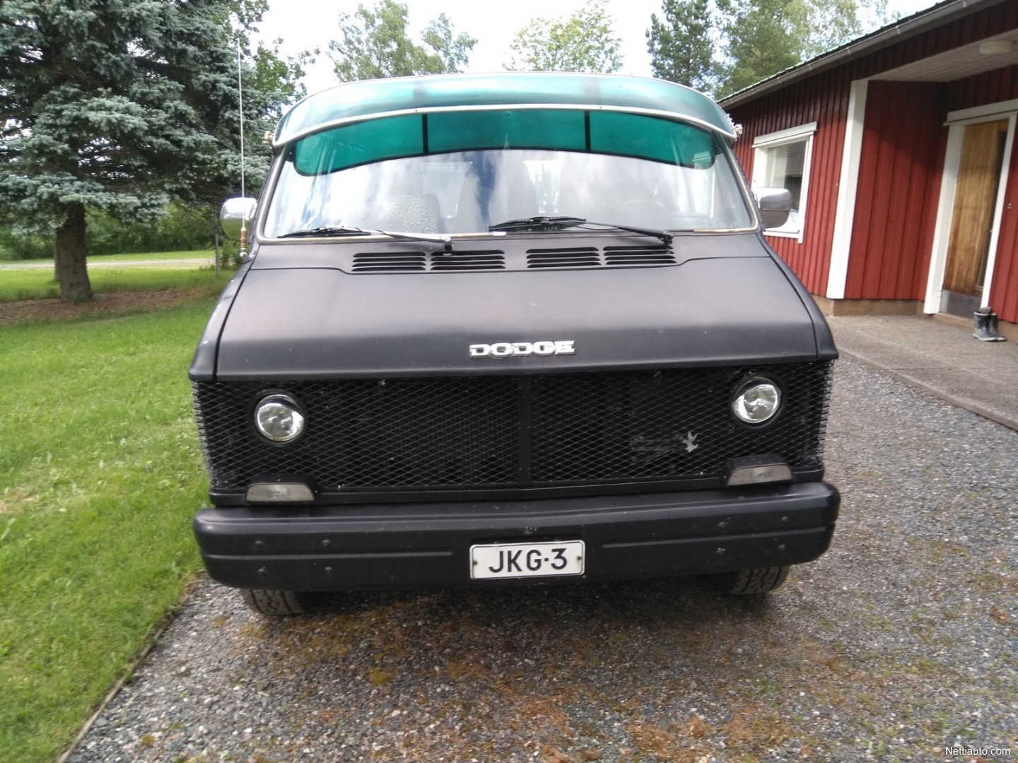 Dodge Ram B250