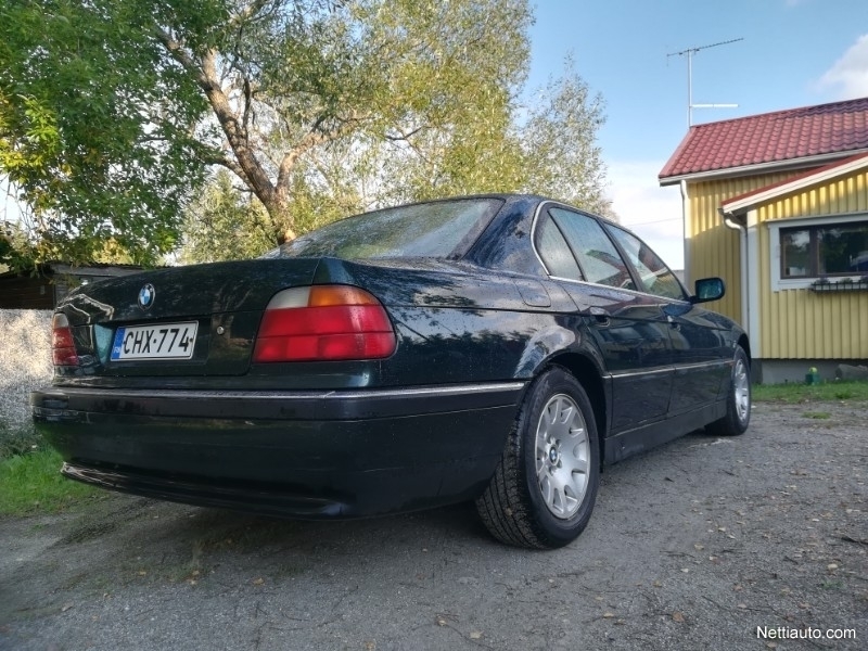 BMW 728