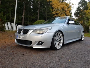 BMW 545