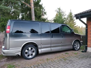 GMC Savana