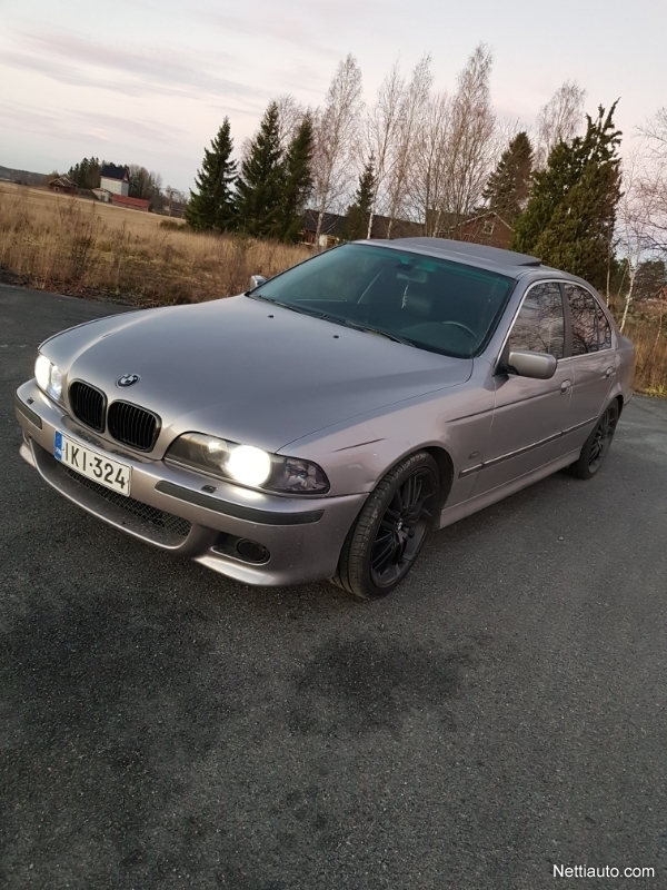 BMW 528