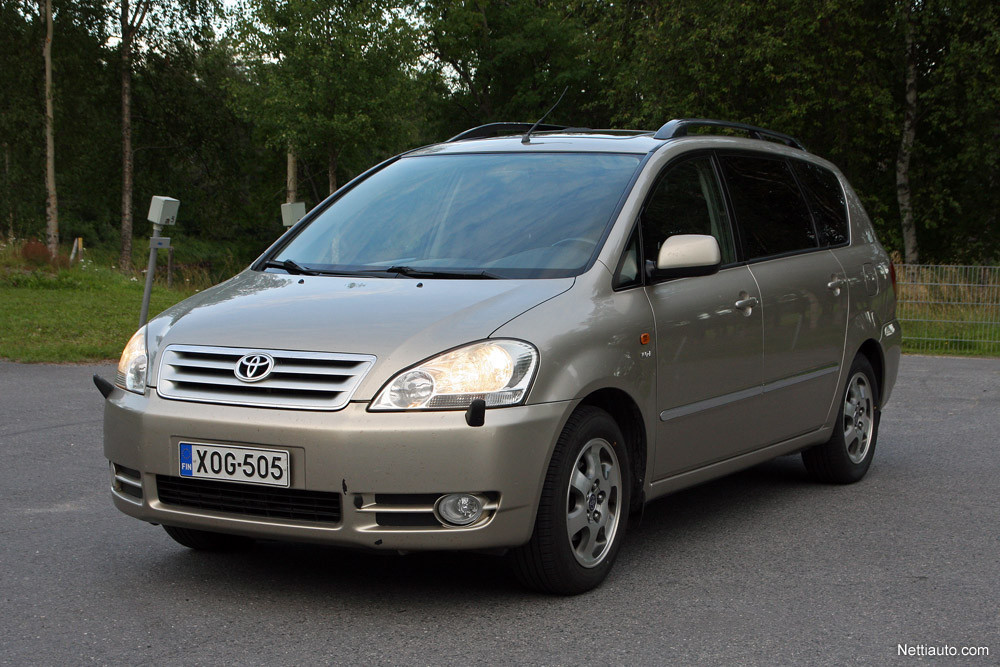 Toyota Avensis Verso