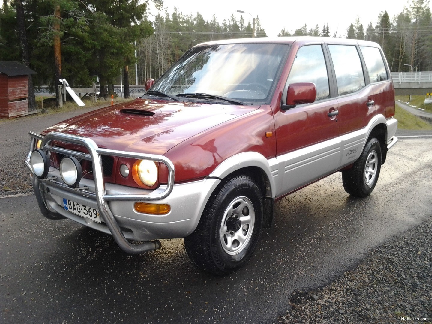 Nissan Terrano II