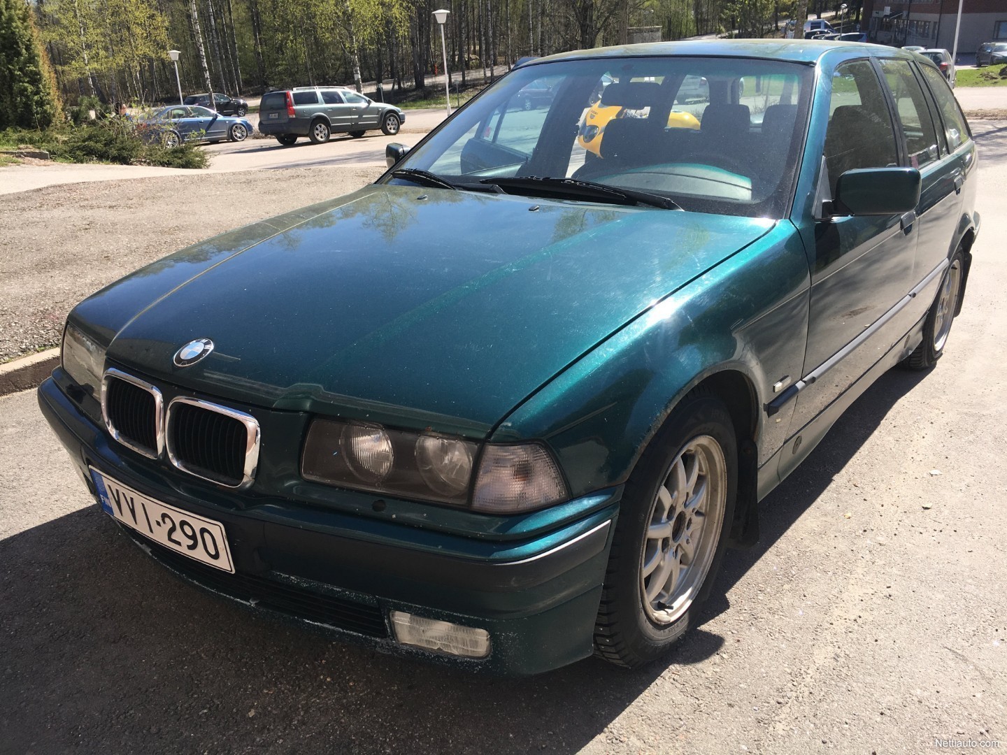 BMW 323