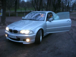 BMW 330