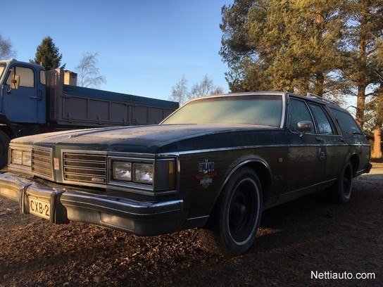 Oldsmobile Custom Cruiser