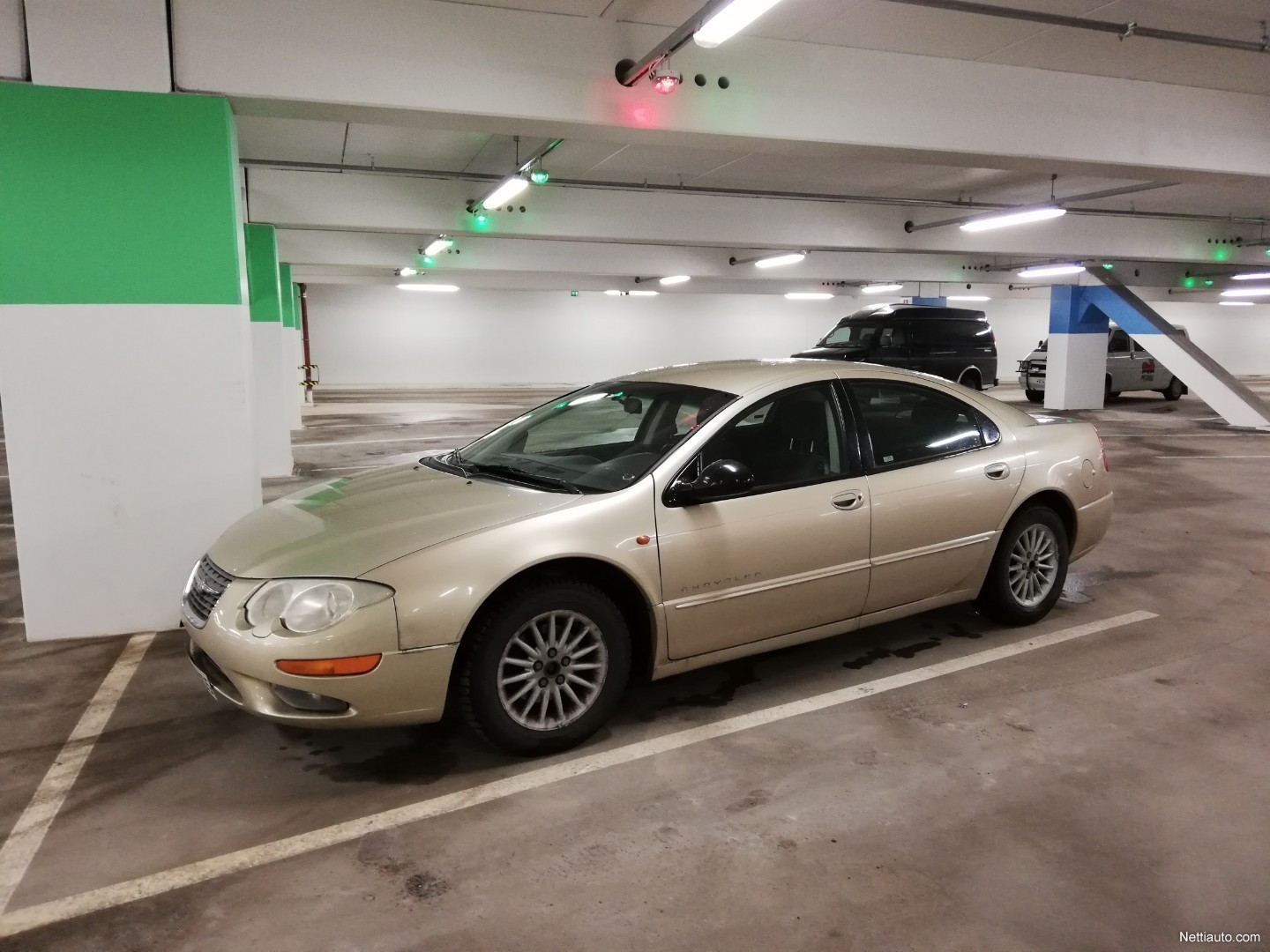 Chrysler 300M