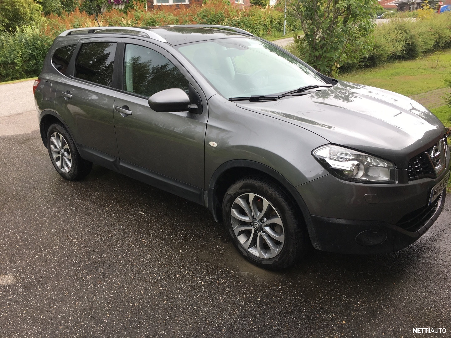 Nissan Qashqai+2