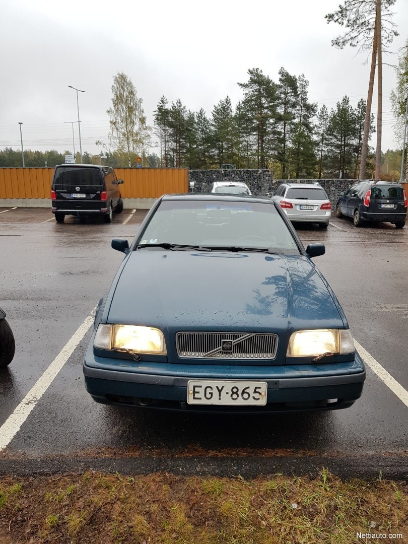 Volvo 440