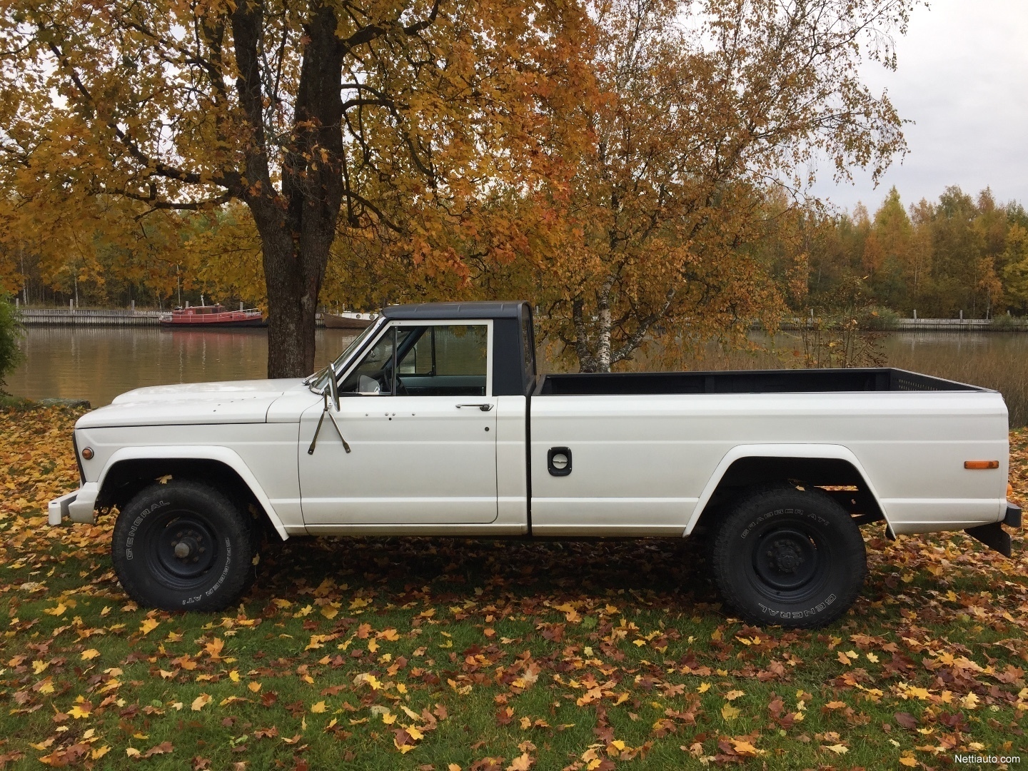 Jeep J20