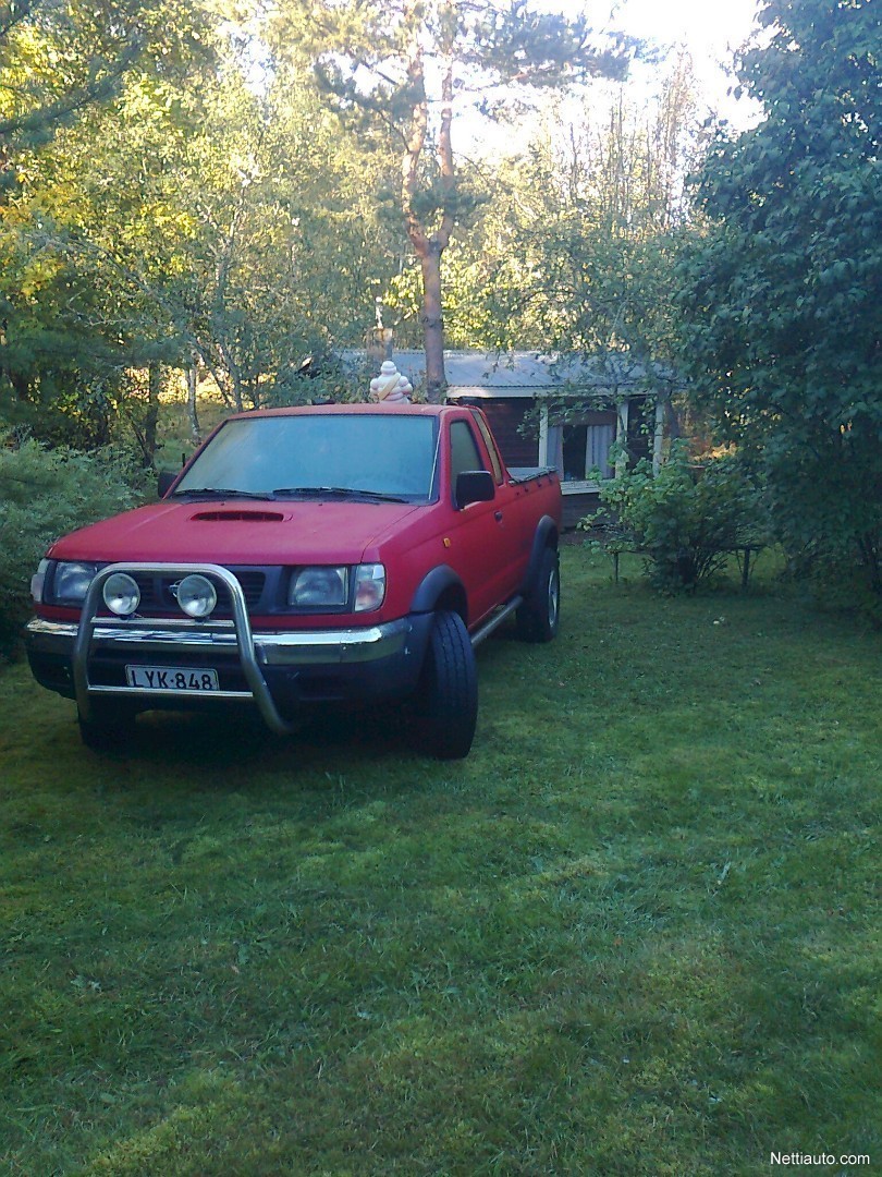 Nissan Pickup
