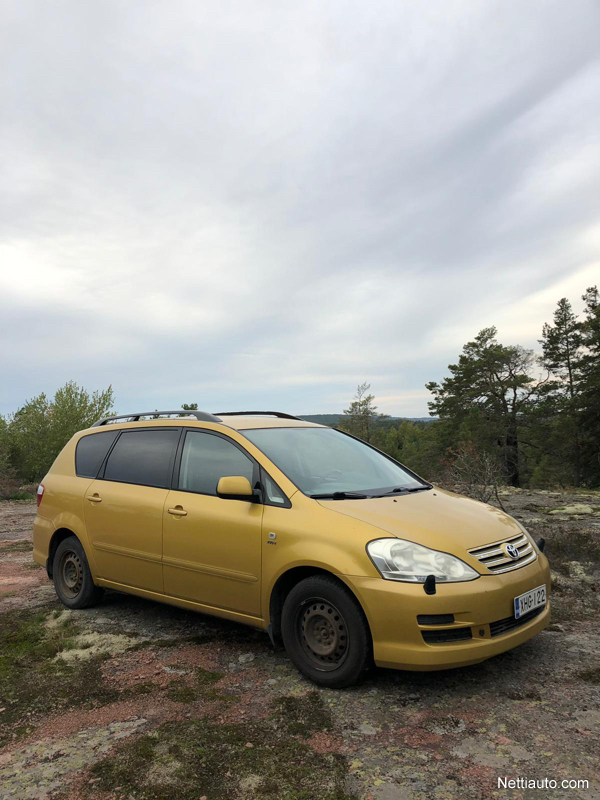 Toyota Avensis Verso