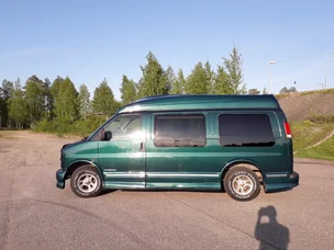 GMC Savana