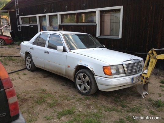 Mercedes-Benz 200