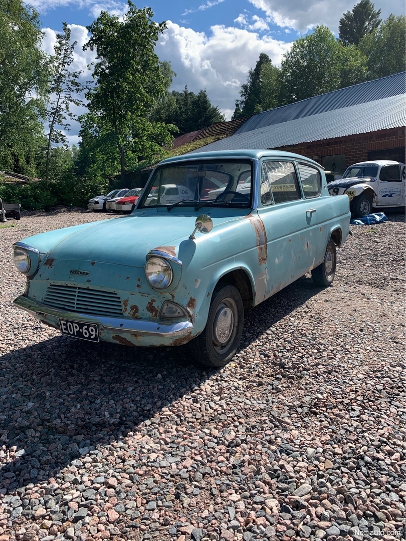 Ford Anglia