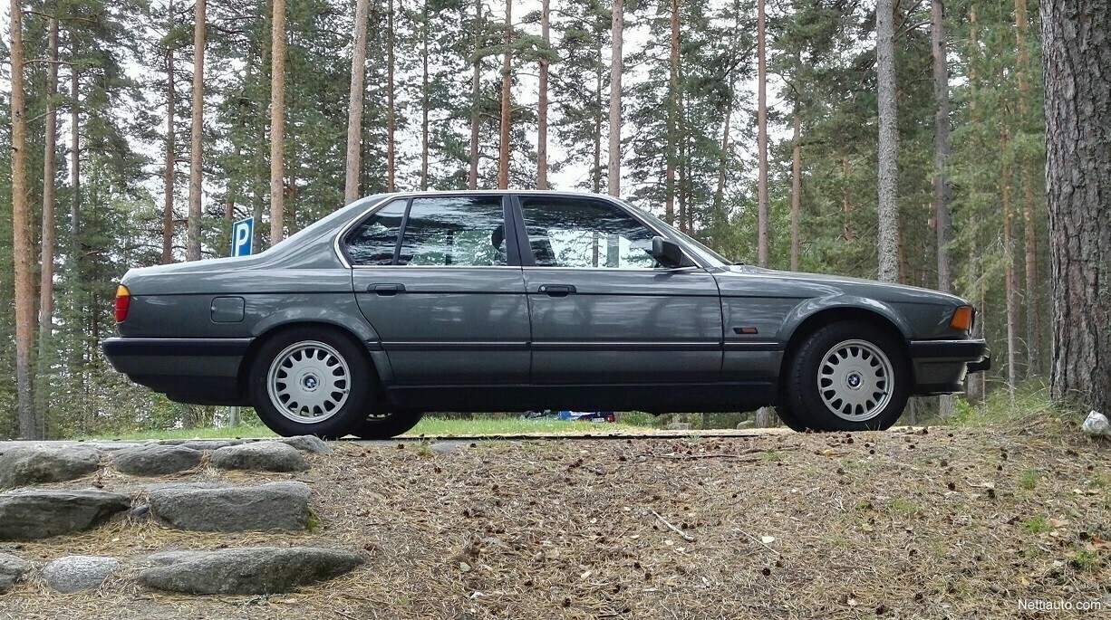 BMW 750