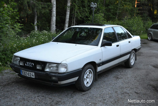 Audi 100