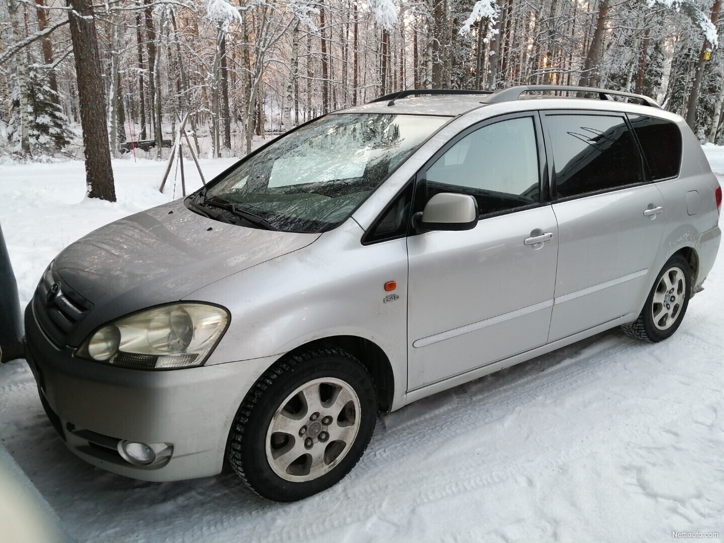 Toyota Avensis Verso