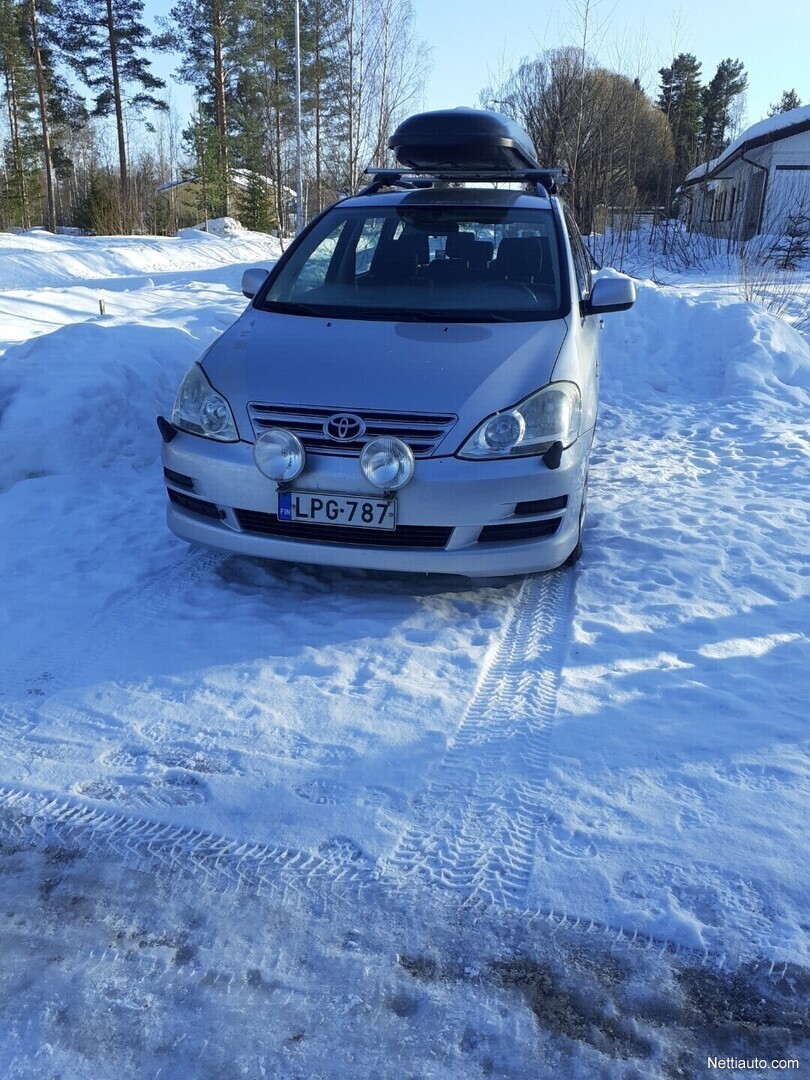 Toyota Avensis Verso