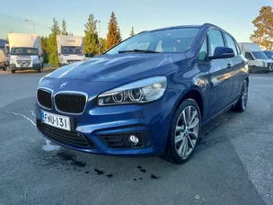 BMW 225