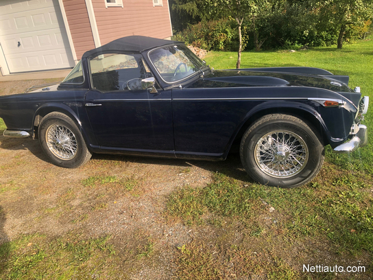Triumph TR4