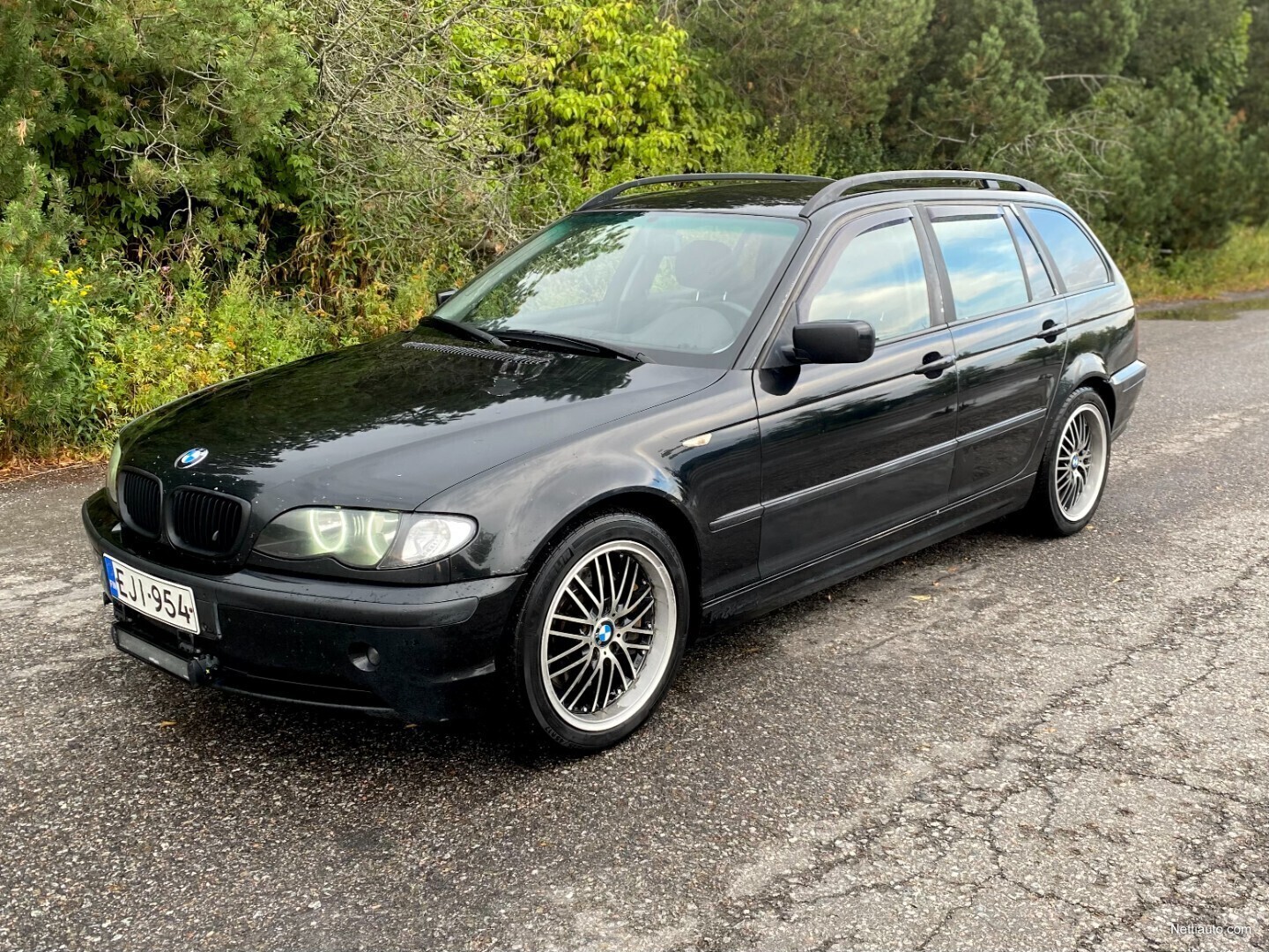 BMW 330