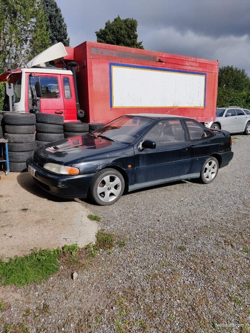 Hyundai Coupe