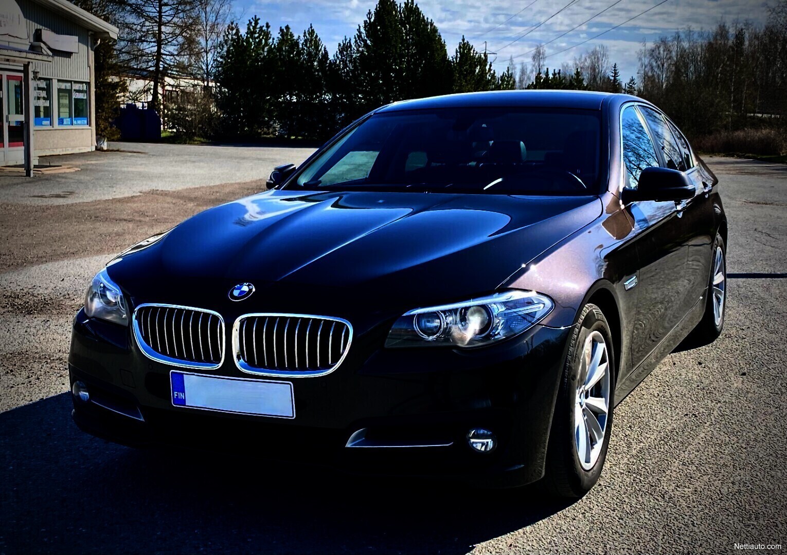 BMW 518