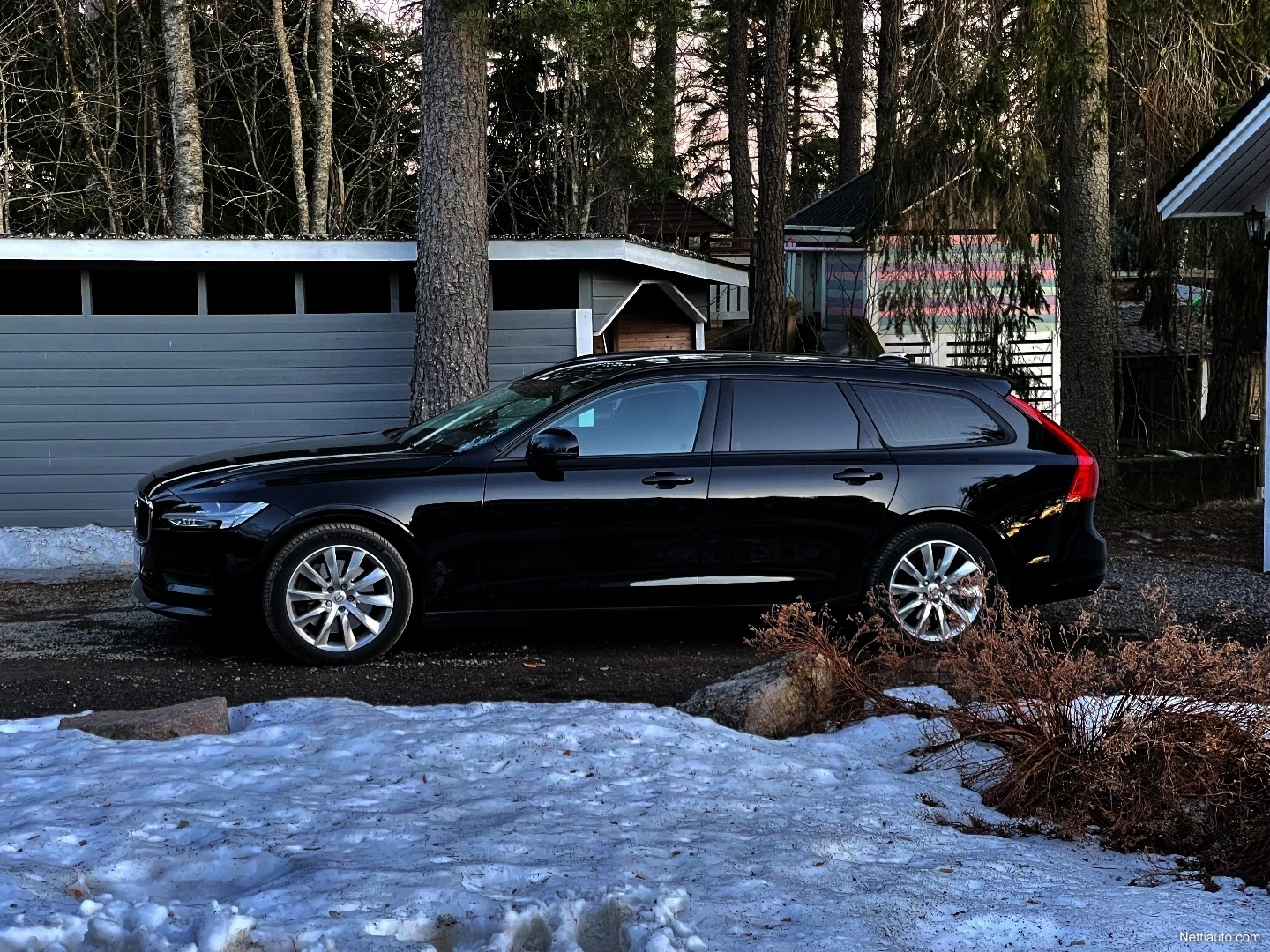 Volvo V90