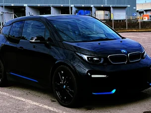BMW i3s