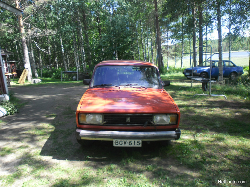 Lada 2104