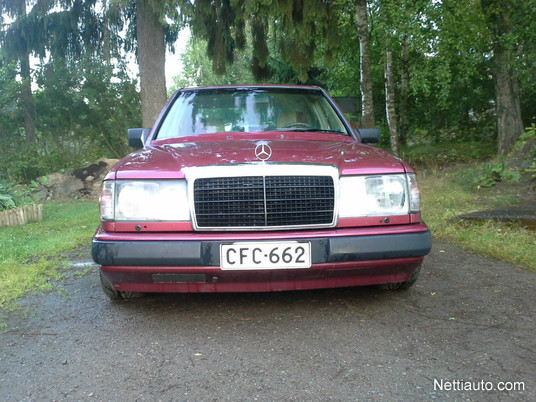 Mercedes-Benz 260