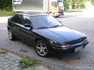Mazda 323F