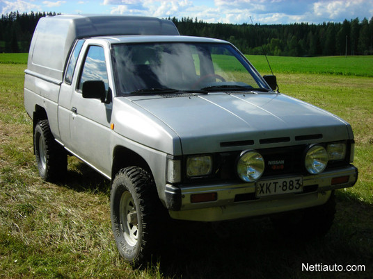 Nissan Pickup