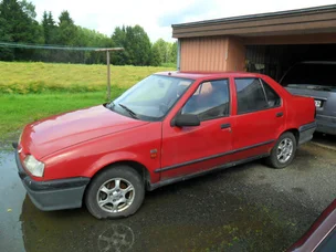 Renault 19
