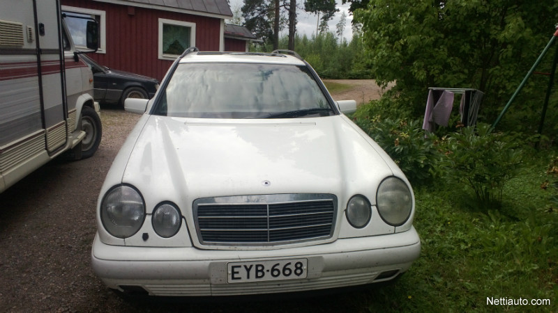 Mercedes-Benz 290