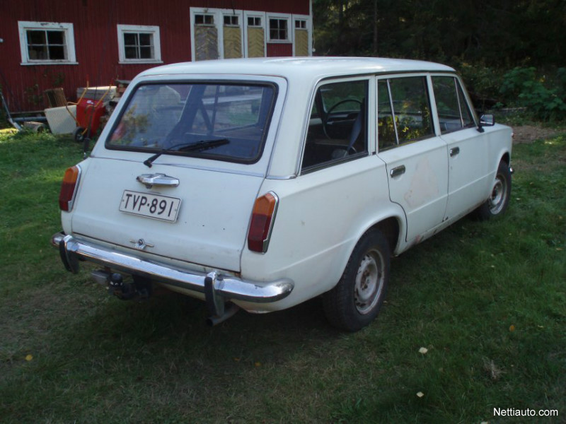 Lada 2102